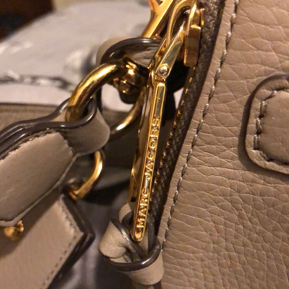 Marc Jacobs Leather Bag - Picture 3 of 8